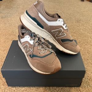 New Balance 997h - NWT Sz 7